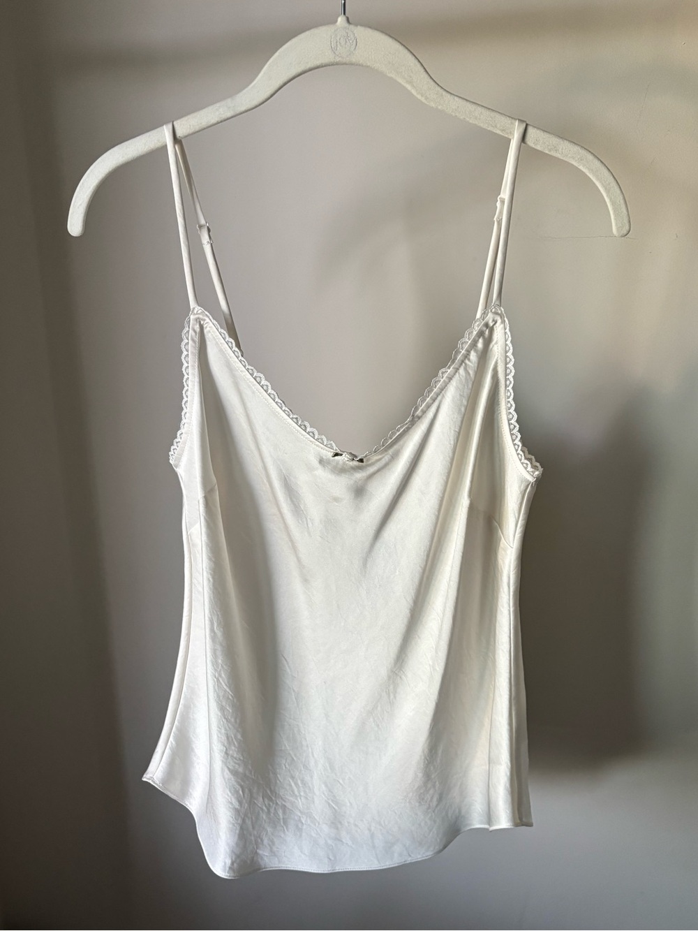 Aritzia Wilfred Jasmine Satin Camisole